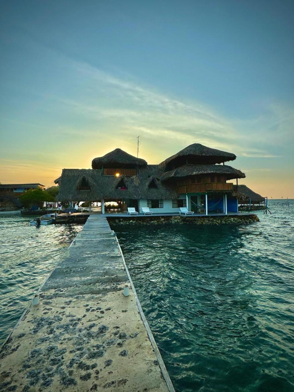 Hotel Puntanorte Tintipan Island Buitenkant foto