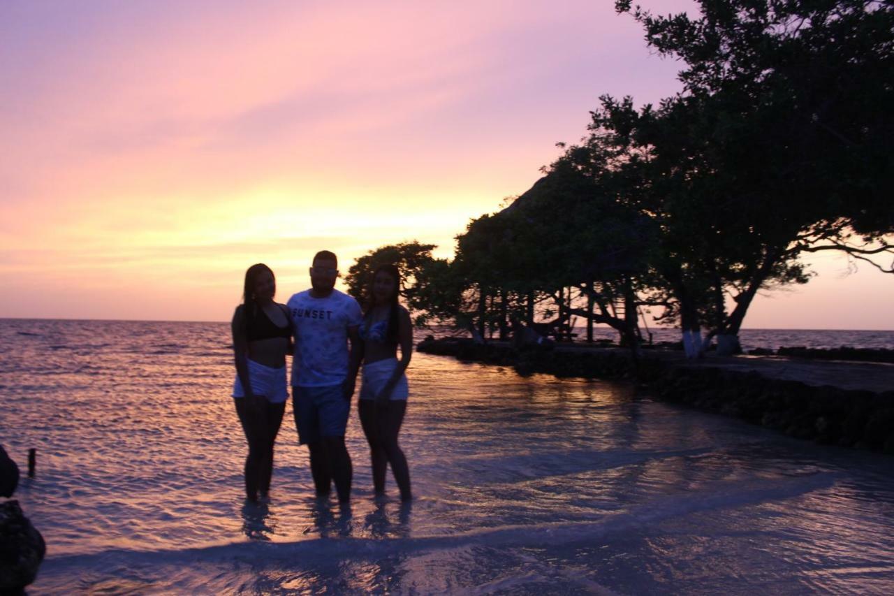 Hotel Puntanorte Tintipan Island Buitenkant foto